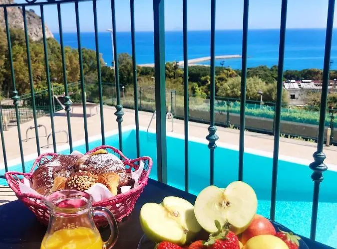 Lägenhet Santa Barbara Cefalù