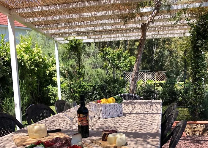 Santa Barbara Cefalù