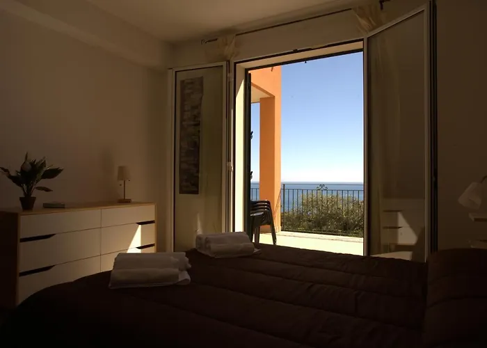 Santa Barbara Lägenhet Cefalù