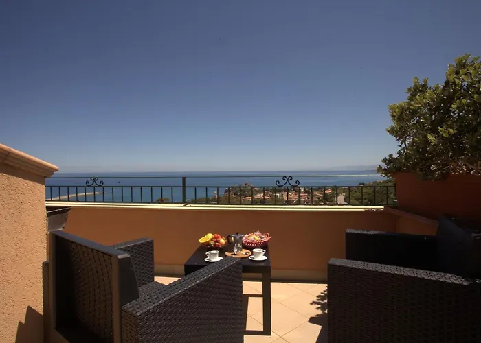 Santa Barbara Lägenhet *